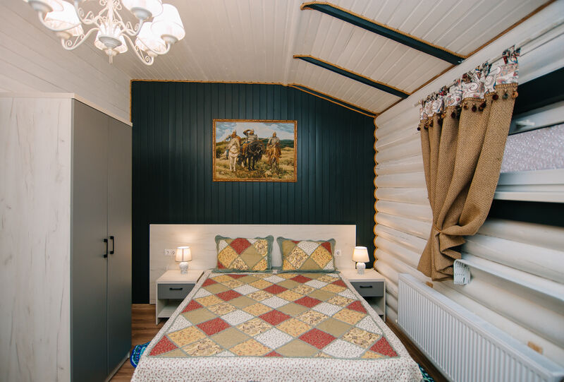 Апартаменты 4-местный (Хоромы Царские)