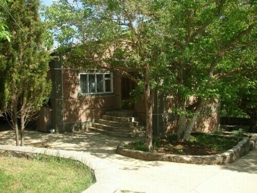 На территории | Солнечноселье, Крым