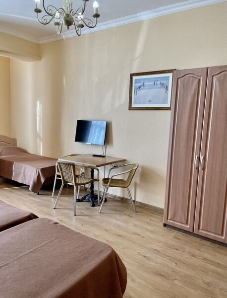 Стандартный 4-местный 1-комнатный