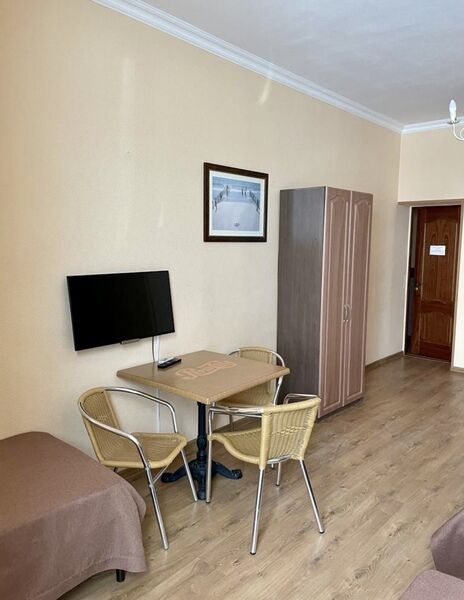 Стандартный 4-местный 1-комнатный