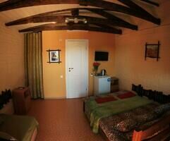 Номера на 3-х человек, Гостевой дом Каскад, Орджоникидзе