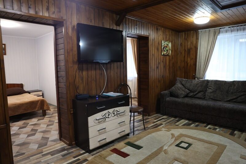 Дом №1 Заезжий