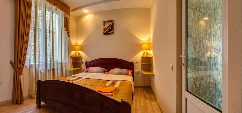 Апартаменты улучшенный 4-местный 2-комнатный (с террасой)