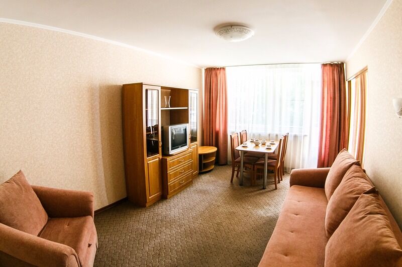 Апартаменты 2-местный 2-комнатный (корпус 3,5)