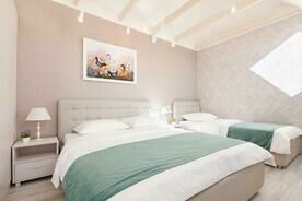 Комфорт 3-мест. с балконом, Гостевой дом Гастхоф Гренц, Светлый